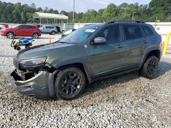  Salvage Jeep Cherokee
