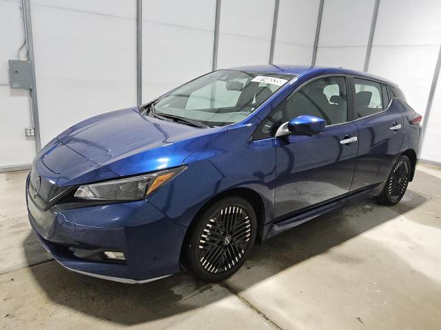  Salvage Nissan LEAF