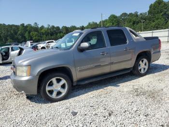  Salvage Chevrolet Avalanche