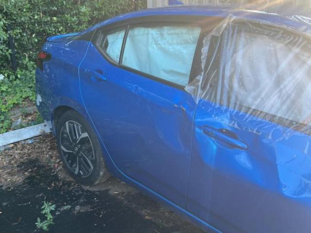  Salvage Nissan Versa