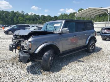  Salvage Ford Bronco