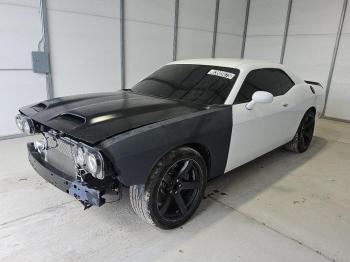  Salvage Dodge Challenger