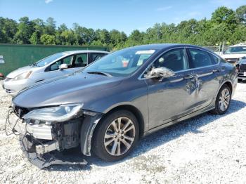 Salvage Chrysler 200