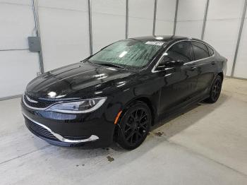  Salvage Chrysler 200