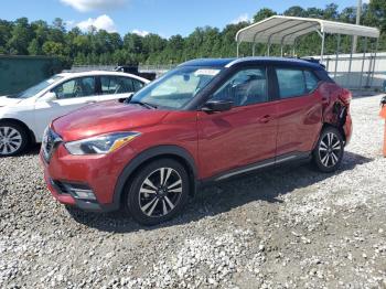  Salvage Nissan Kicks