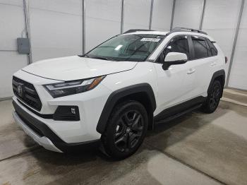  Salvage Toyota RAV4