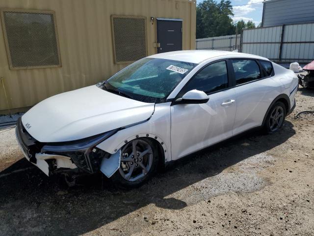  Salvage Kia K4 Lx