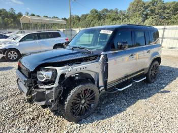  Salvage Land Rover Defender