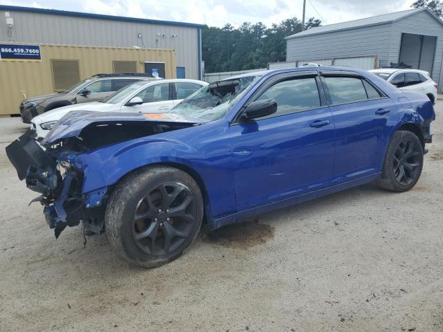  Salvage Chrysler 300