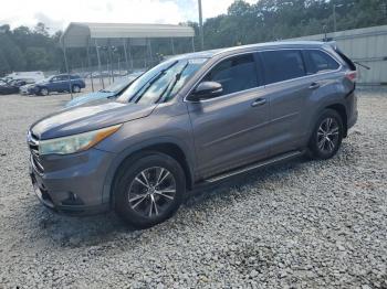  Salvage Toyota Highlander
