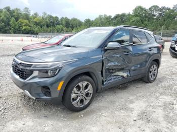  Salvage Kia Seltos
