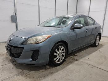  Salvage Mazda 3