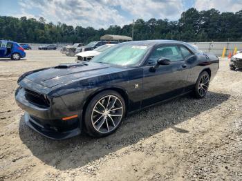  Salvage Dodge Challenger