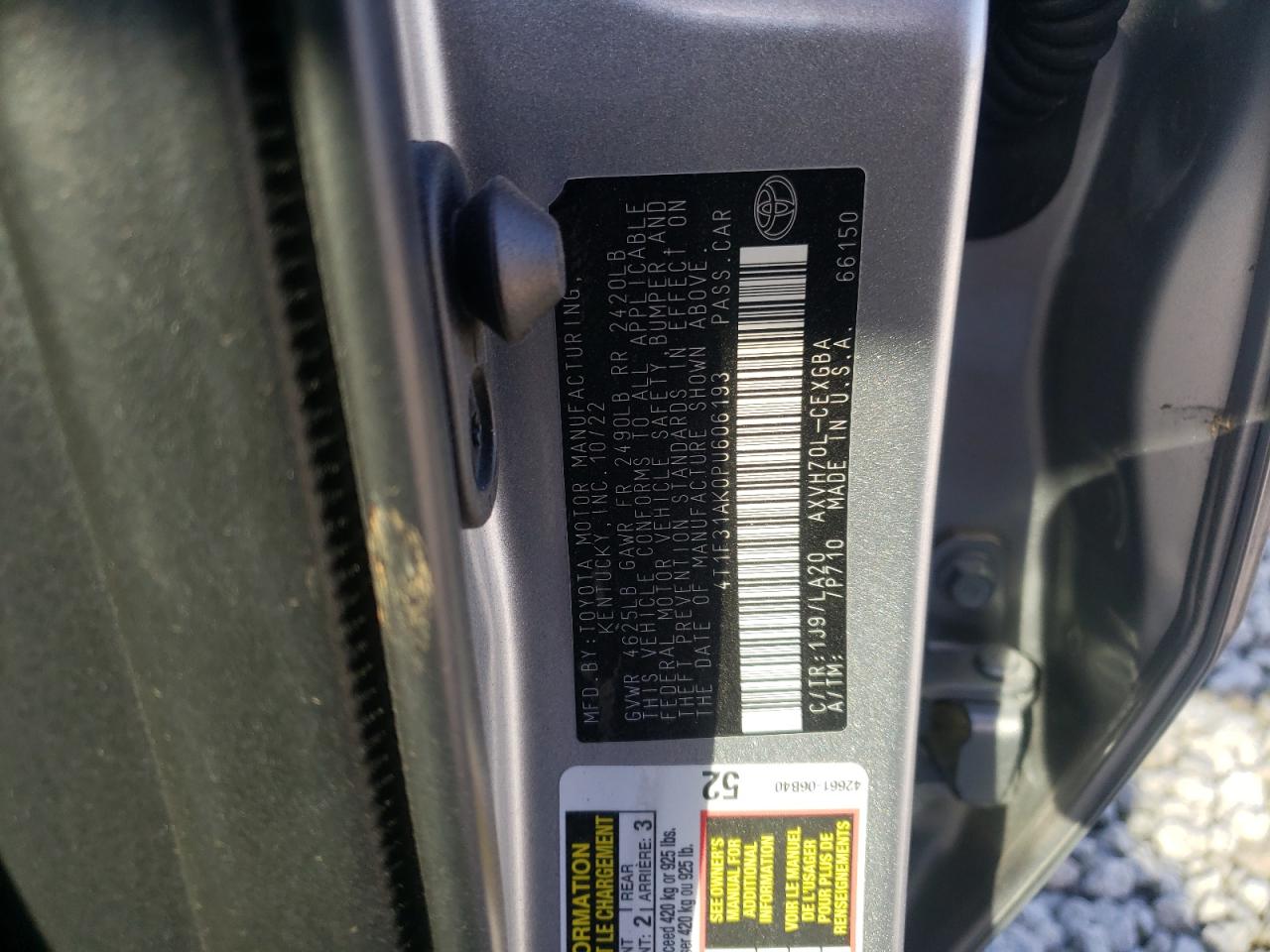 Toyota Camry Xle Image 3