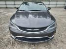 Chrysler 200 Limited Image 12