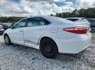Toyota Camry Le Image 3