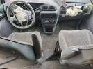 Dodge Caravan Image 9
