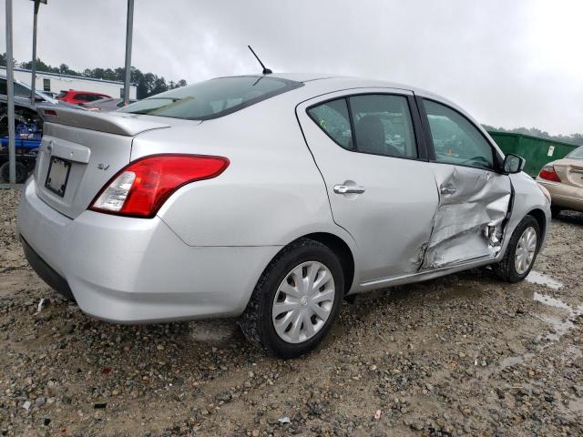 Nissan Versa S Image 10