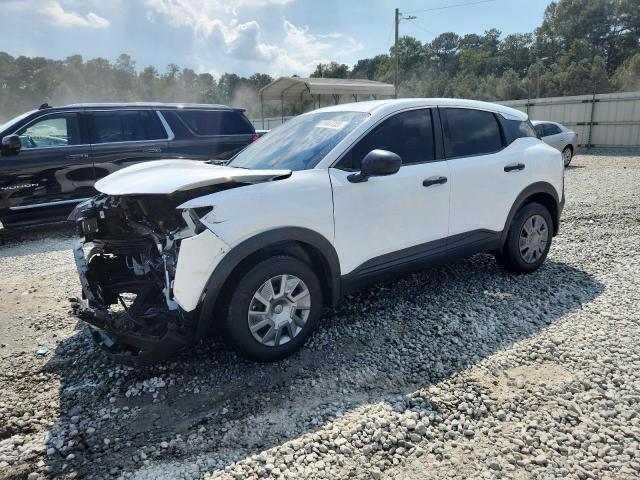  Salvage Nissan Kicks