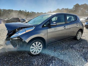  Salvage Nissan LEAF