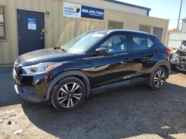  Salvage Nissan Kicks