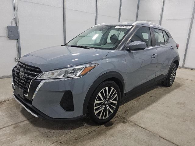  Salvage Nissan Kicks