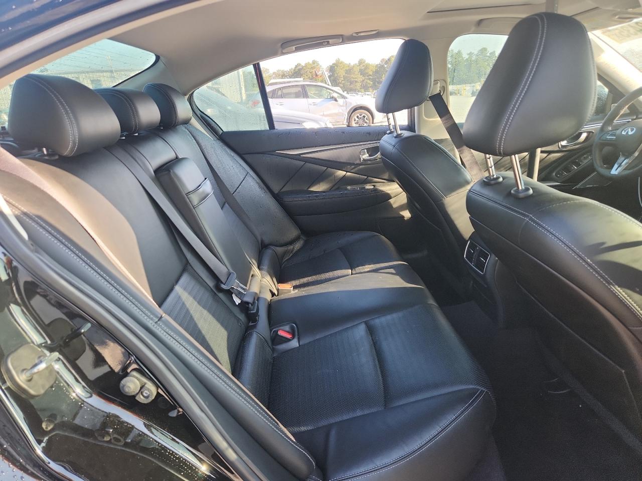 INFINITI Q50 Luxe Image 8