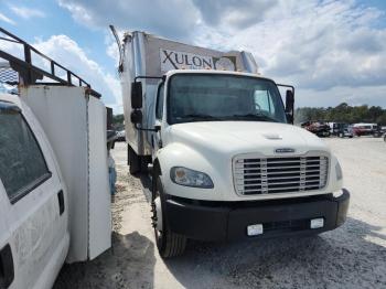  Salvage Freightliner M2 106 Med