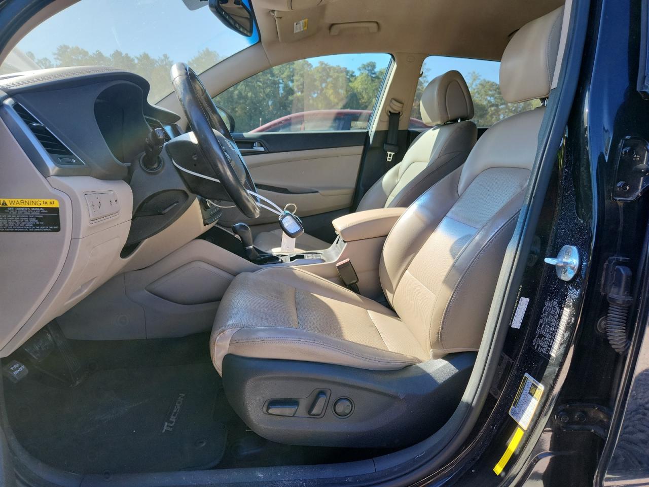 Hyundai TUCSON Limited Image 7