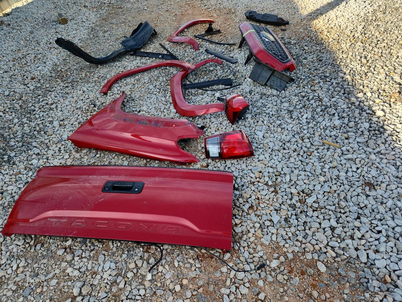 Toyota Tacoma Double Cab Image 11