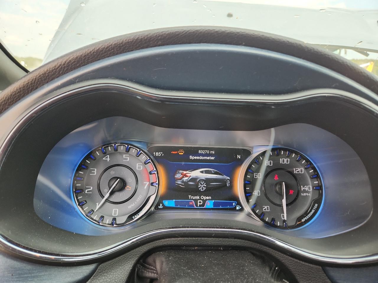 Chrysler 200 S Image 8