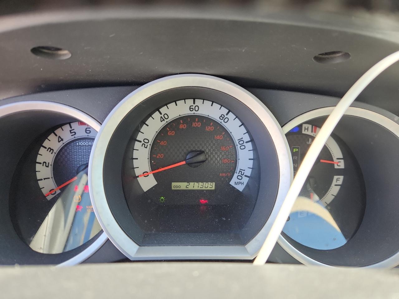 Toyota Tacoma Double Cab Prerunner Image 8