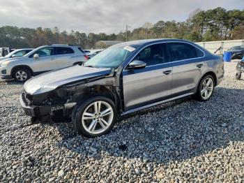  Salvage Volkswagen Passat