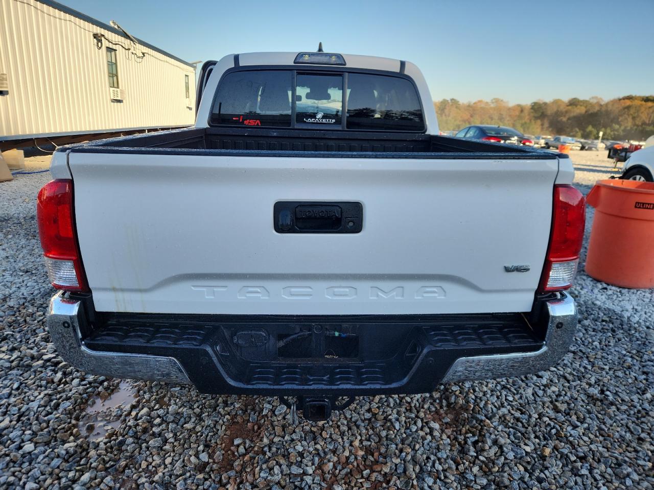 Toyota Tacoma Double Cab Image 9
