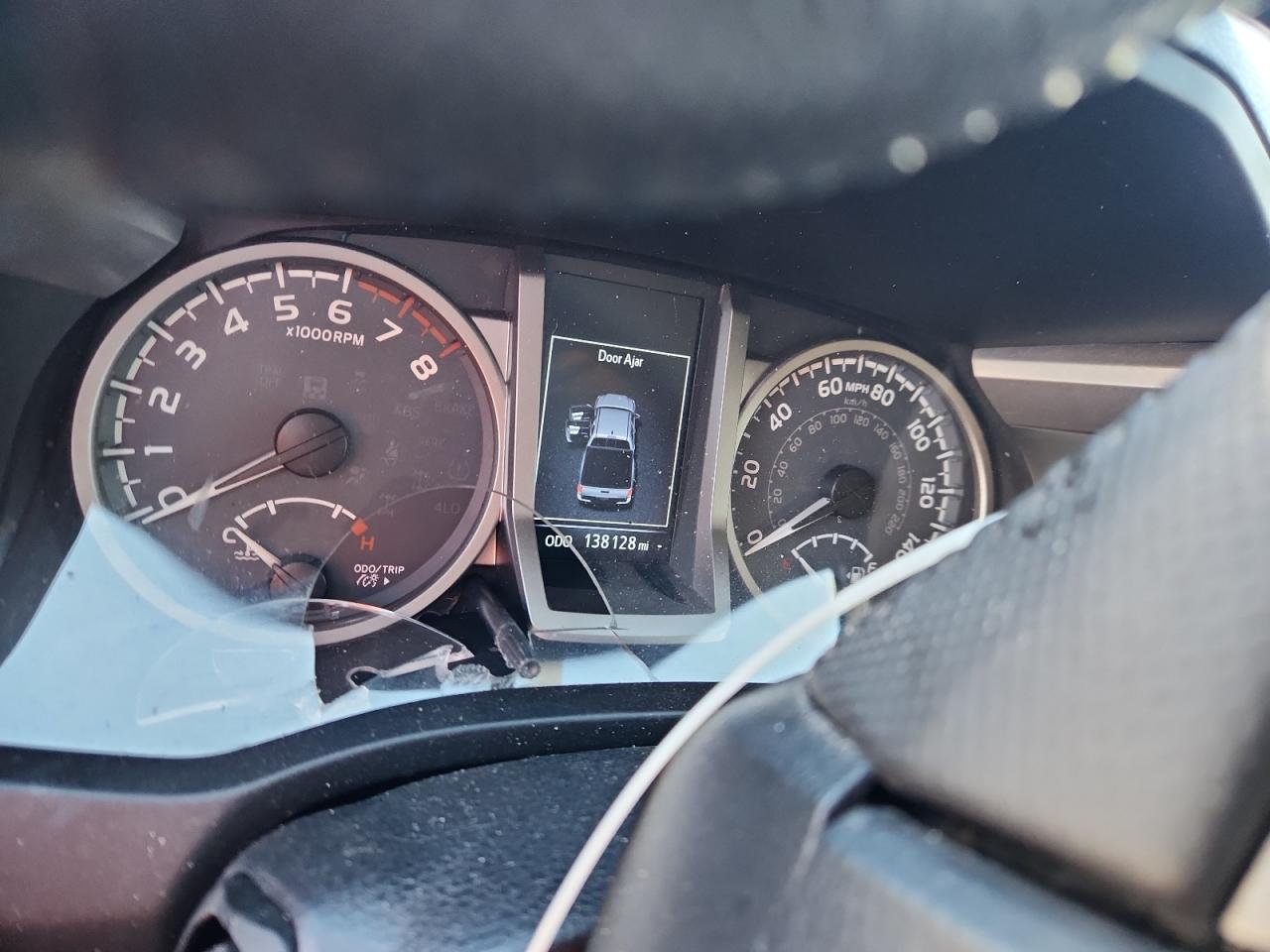 Toyota Tacoma Double Cab Image 2