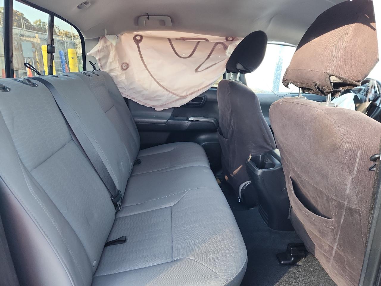 Toyota Tacoma Double Cab Image 5