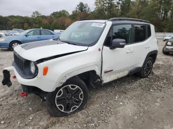  Salvage Jeep Renegade