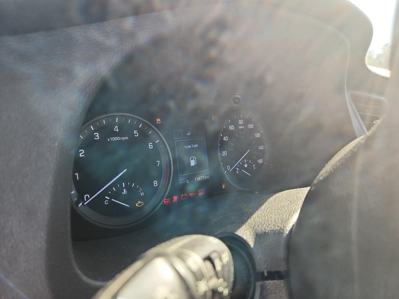 Hyundai TUCSON Limited Image 6