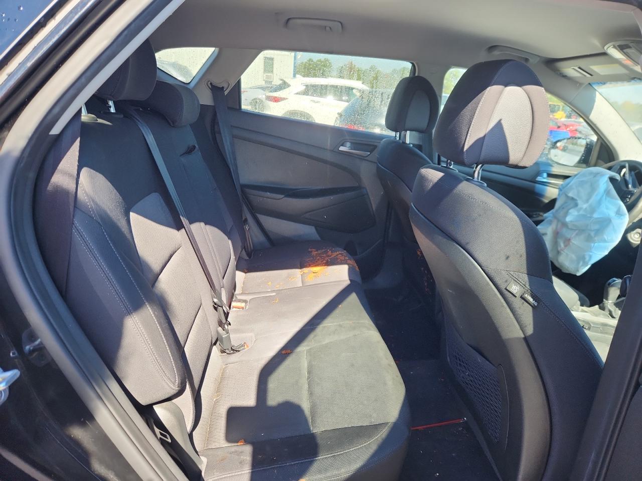 Hyundai TUCSON Limited Image 11