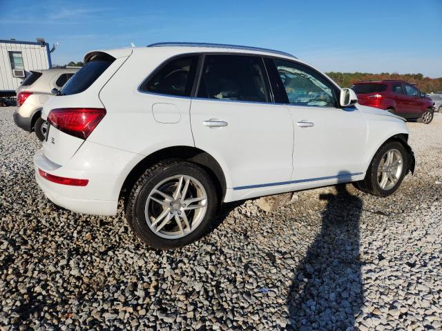Audi Q5 Premium Plus Image 2