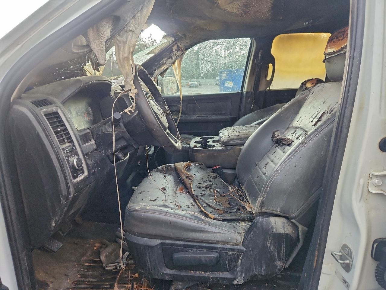 Ram 1500 St Image 11