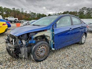  Salvage Hyundai ACCENT