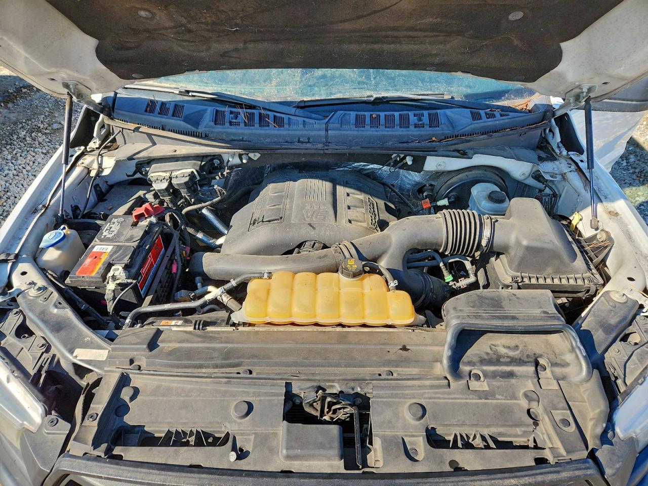 Ford F-150 Super Cab Image 4