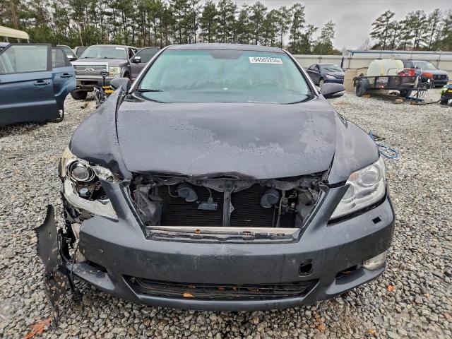 Lexus LS 460 Image 11