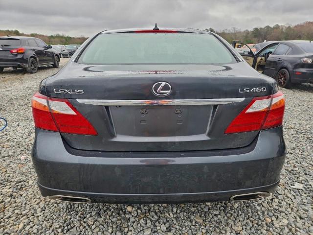 Lexus LS 460 Image 10