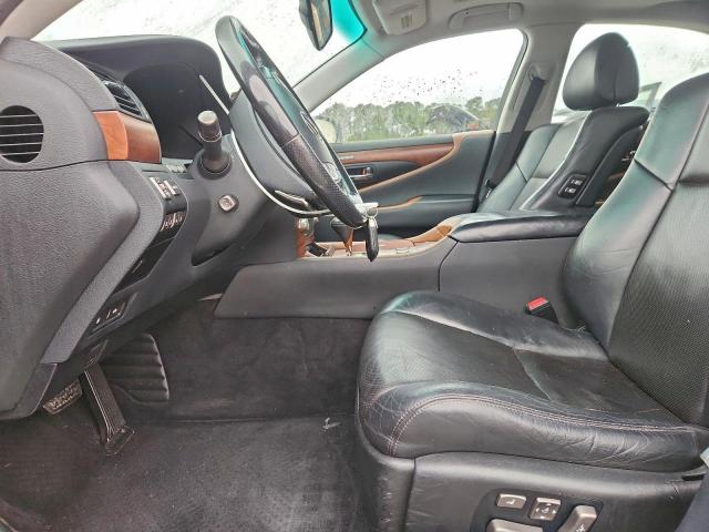 Lexus LS 460 Image 6