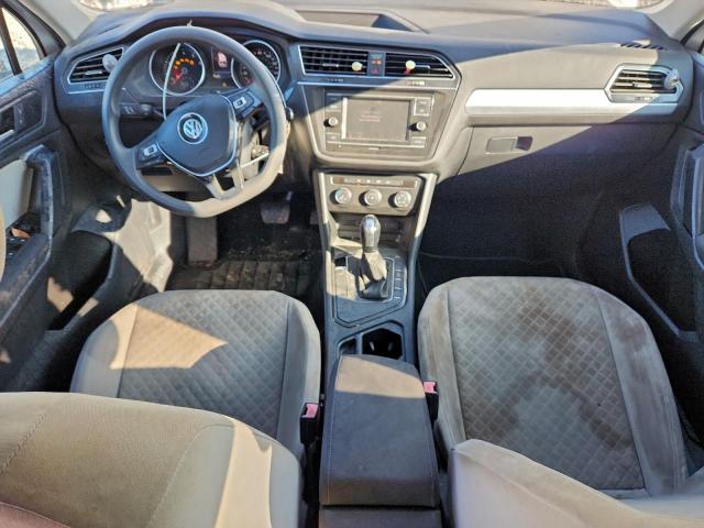 Volkswagen Tiguan S Image 4