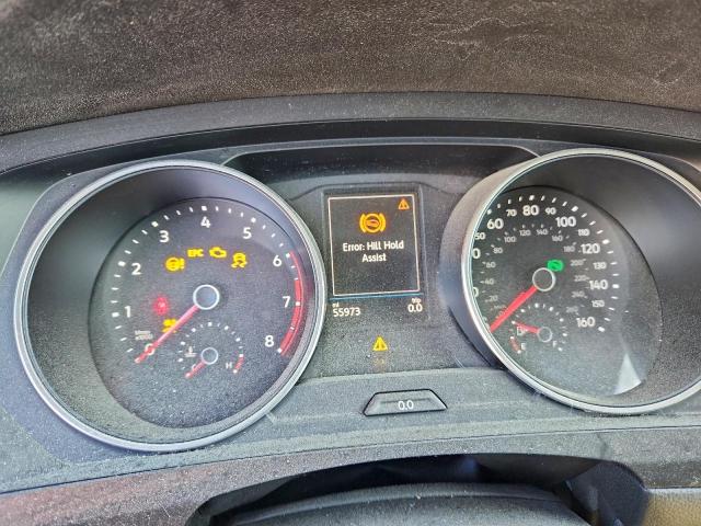 Volkswagen Tiguan S Image 5