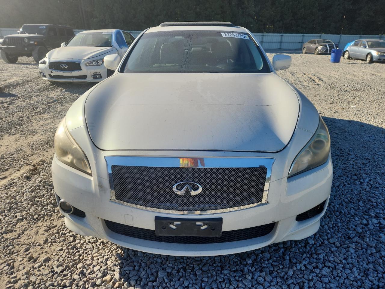 INFINITI M37 Image 2