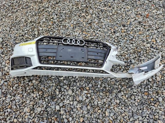 Audi A4 Premium Image 11